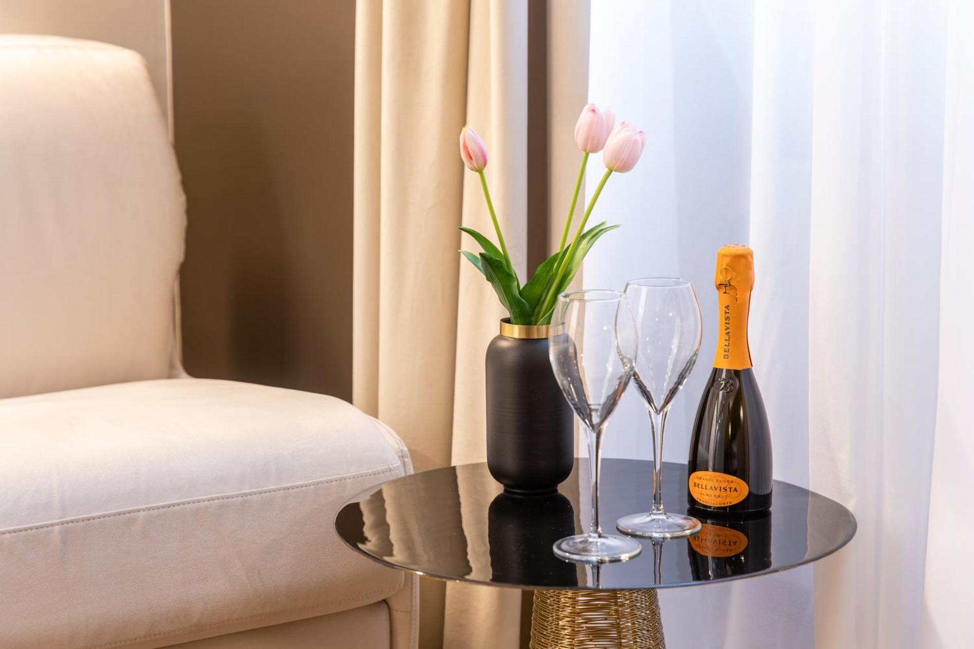 The Dream Suites Milánó Kültér fotó